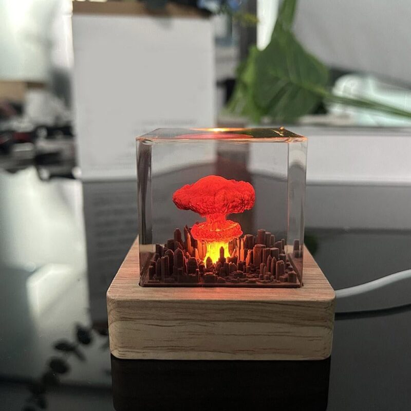 Mushroom Cloud Nuclear Explosion Lamp,2024 Nuclear Explosion Bomb Mushroom Cloud Lamp,Atomic Bomb Model Atmosphere Lamp,Mushroom Cloud Resin Night Light