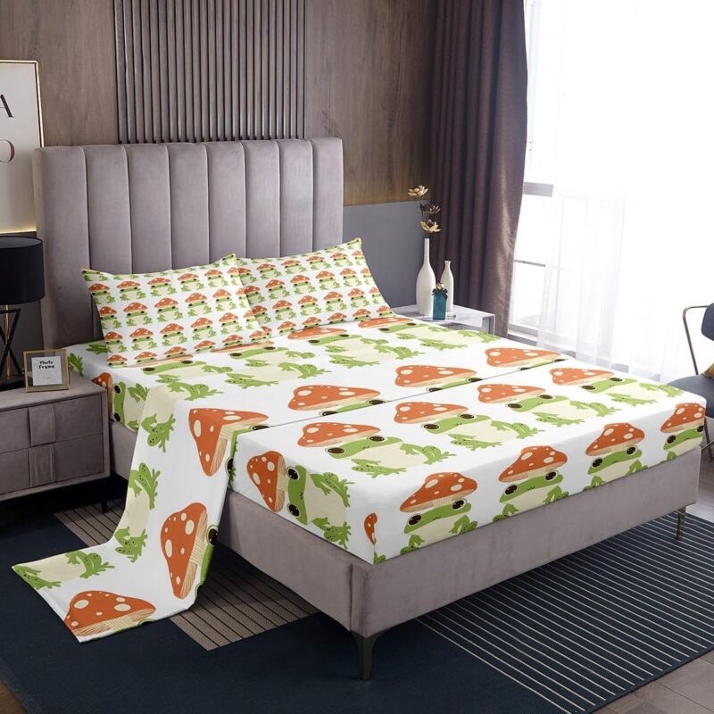 Frog Bedding Set Kids Cute Green Frogs with Mushroom Hats Sheet Set Boys Girls Kawaii Animal Decor Bed Sheets Set Microfiber Nature Bed Sheet Set with Deep Pocket Fitted Sheet Bedroom Queen Size