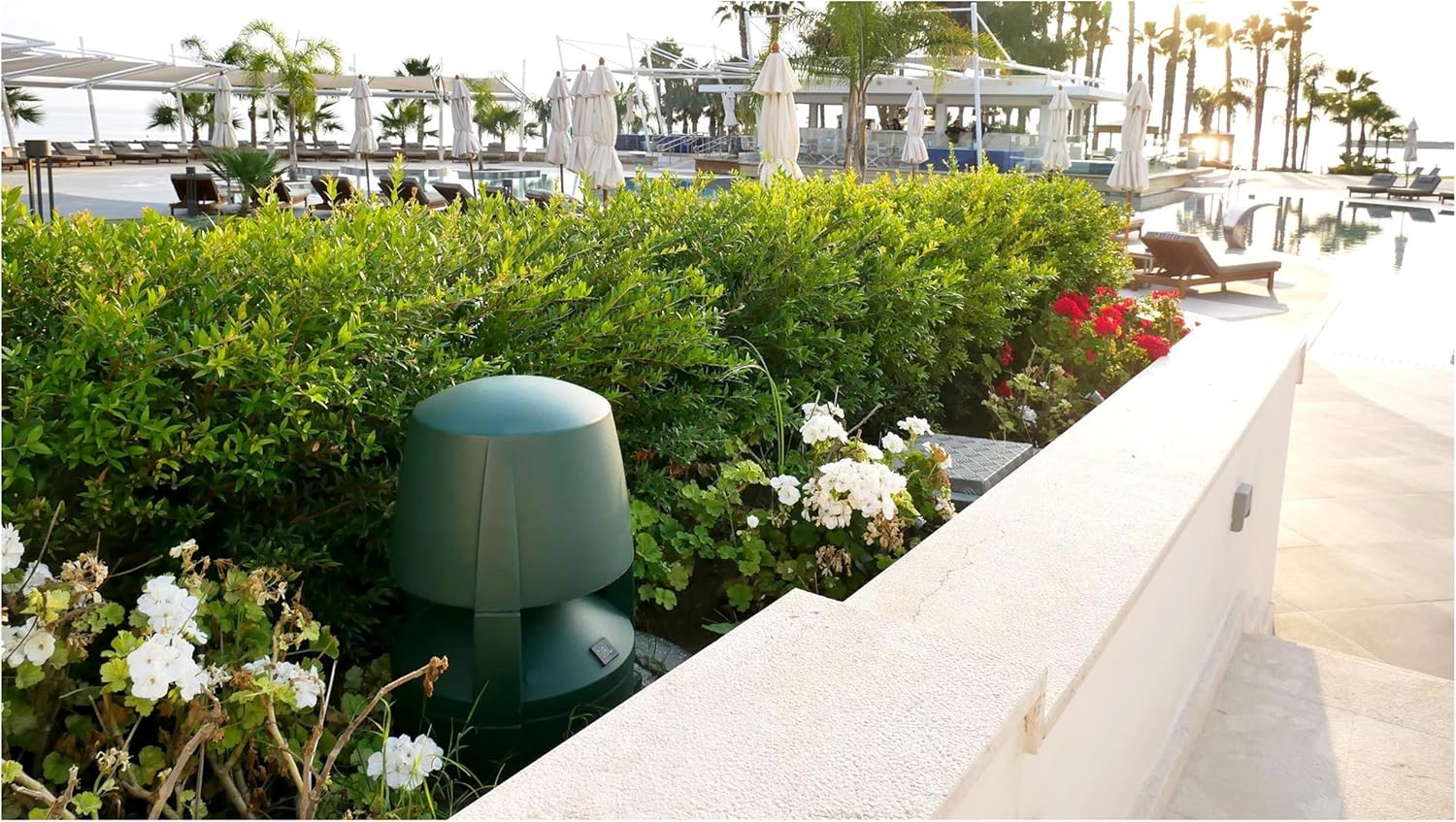 81TC1oEzBL._AC_SL1500_.jpg JBL Professional Control 85M Wired Two-Way Coaxial Mushroom Style Outdoor, Landscape, Waterproof Speaker, 5.25-Inch, 360 Degree Sound. Sold Individually. Green - Image 5