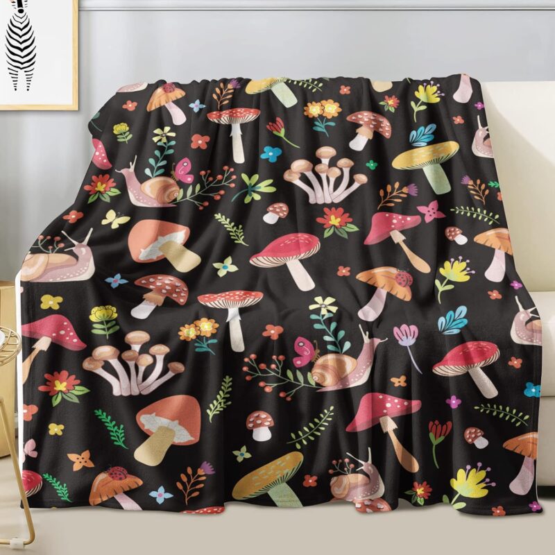 Mushroom Blanket Soft Flannel Lightweight Mushrooms Throw Blanket Mushroom Gifts for Kids Girls Boys All Season Plant Blankets for Sofa Couch Bed Decorative Mushroom Blanket Decor 50"x60"