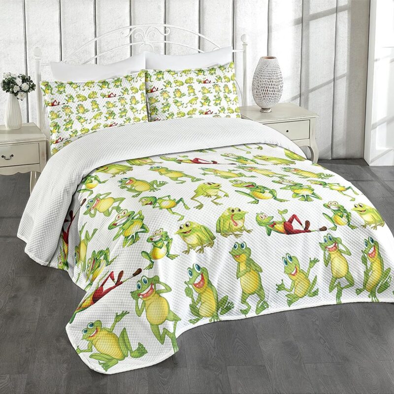 Ambesonne Cartoon Bedspread Set, Frogs in Different Positions Funny Happy Expressions Faces Toads, 3 Piece Decorative Bedding Coverlet and 2 Pillow Shams, Queen Size, Green Yellow Red