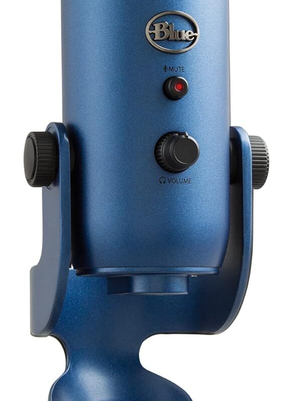 Logitech for Creators Blue Yeti USB Microphone for Gaming, Streaming, Podcasting, Twitch, YouTube, Discord, Recording for PC and Mac, 4 Polar Patterns, Studio Quality Sound, Plug & Play-Midnight Blue