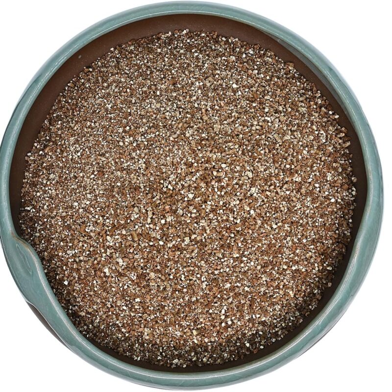 50QT Horticultural Vermiculite Bulk, Organic Vermiculite for Plants, Course Grade Vermiculite for Gardening, for houseplants, for Mushrooms, to Maintain Soil Moisture and Plant Growth(2-4mm)