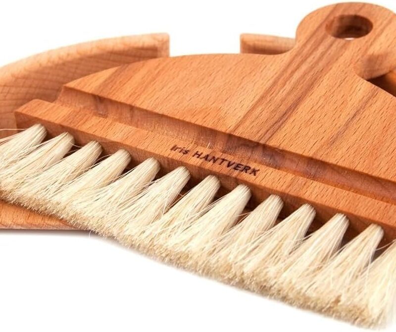 handcrafted table dustpan and brush by Iris Hantverk