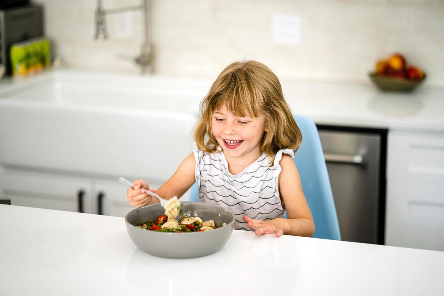 71dMvGxM94L._SL1500_.jpg Gluten-Free Tortelloni, Four Cheese Stuffed Fresh Pasta, Cooks in Just 3 Minutes, Taste Republic, Frozen, 9oz (6 Pack) - Image 4
