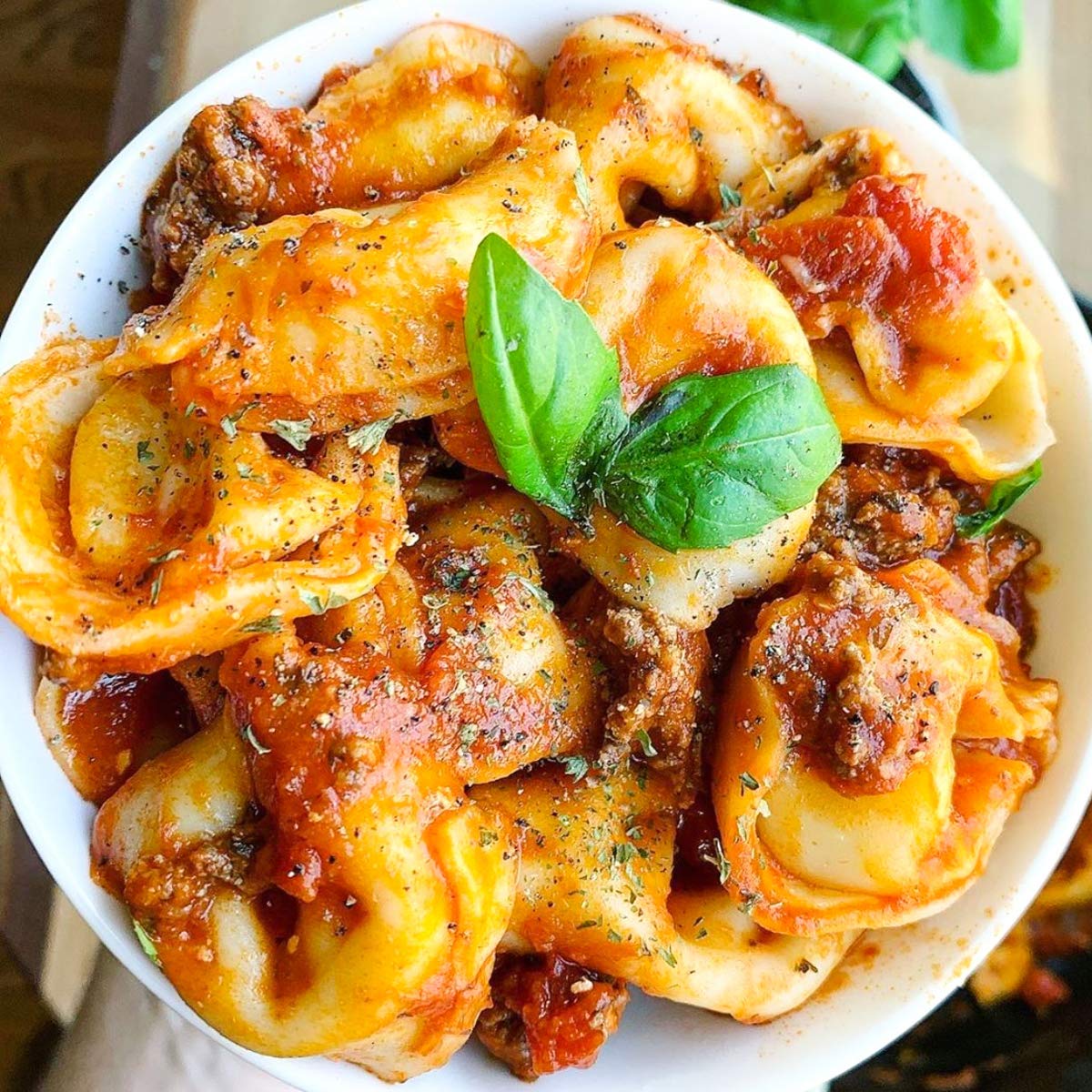 81IyFS1LOL._SL1200_.jpg Gluten-Free Tortelloni, Four Cheese Stuffed Fresh Pasta, Cooks in Just 3 Minutes, Taste Republic, Frozen, 9oz (6 Pack) - Image 6