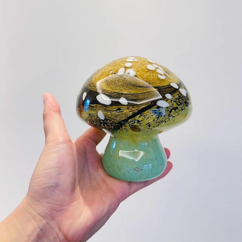 Handmade Glass Mushroom Figurine Blown Glass Coloured Glaze Paperweights Birthday Gift Table Ornaments Home Decor