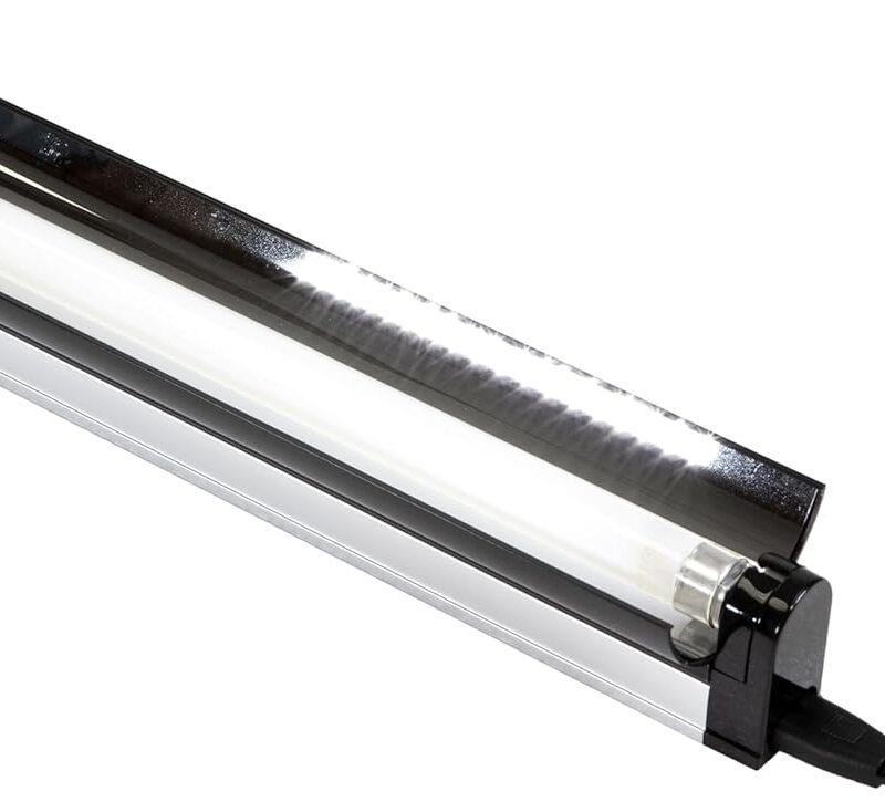 CAROLINACUSTOMCAGES Reptile 12" T5HO UVB 15W Standard Light Fixture, Bundle with 10.0 UVB Tube