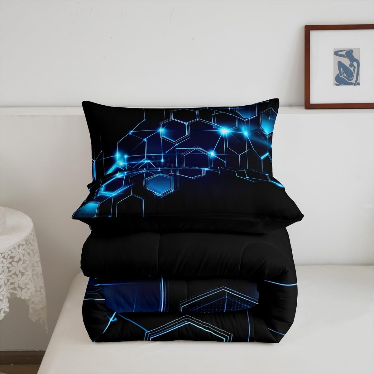 61veXvErayL._AC_SL1200_.jpg Feelyou Blue Honeycomb Comforter Set Full Size for Boys, Glitter Goemetric Honeycomb Hexagon Comforter Set Microfiber Lightweight - Image 6