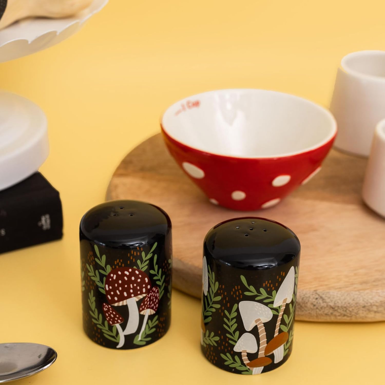 71WUktEytRL._AC_SL1500_.jpg Steel Mill and Co. Mushroom Salt and Pepper Ceramic Shaker Set Bundle with Ceramic Mushroom Measuring Cup Stacking Set - Image 5