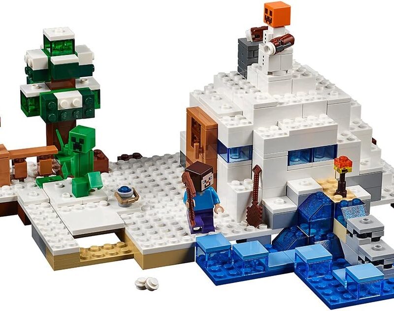 LEGO Minecraft The Snow Hideout 21120 Minecraft Toy