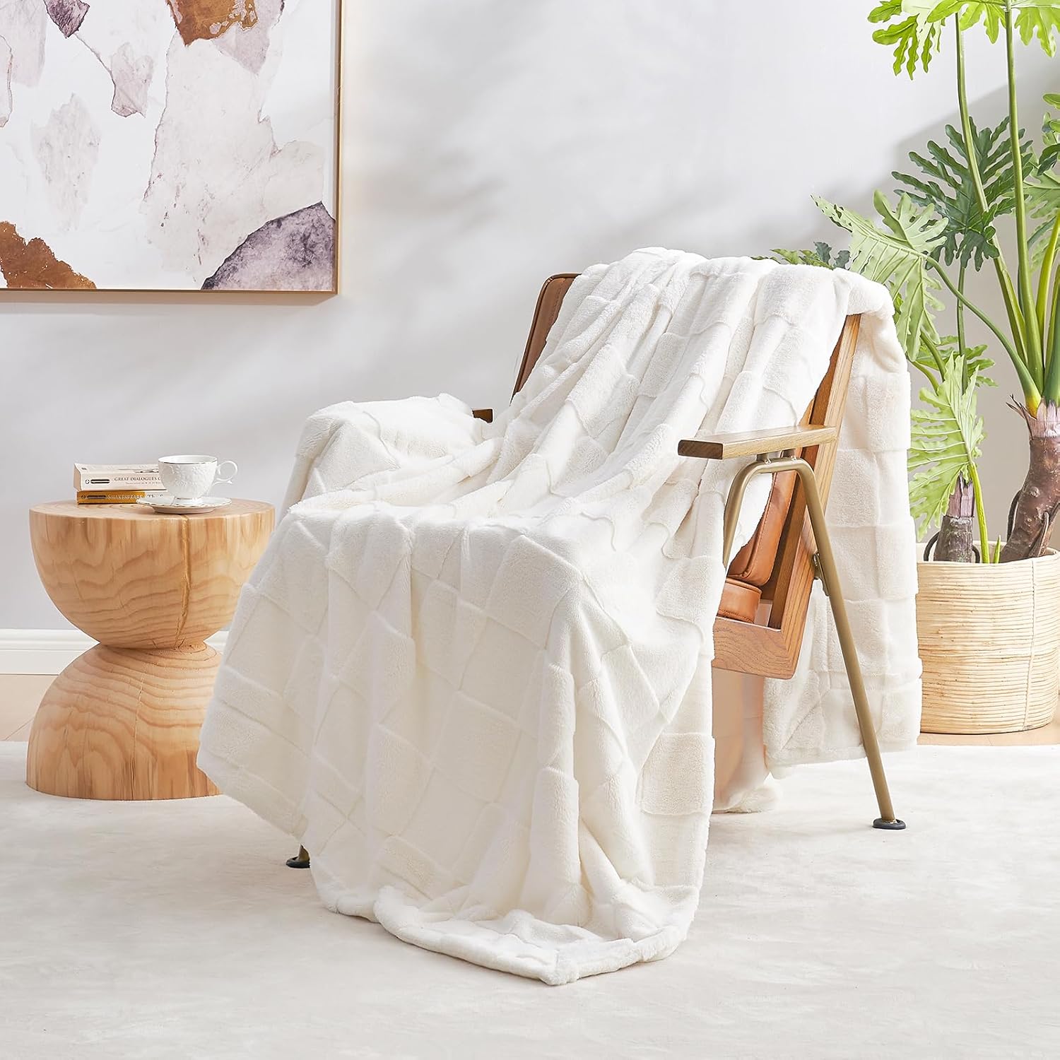 71eSfQvHgnL._AC_SL1500_.jpg Cozy Bliss Checkered White Faux Rabbit Fur Throw Blanket, Soft Fuzzy Fluffy Minky Cream Furry Blankets for Couch, Bed (50 * 60 Inches Ivory) - Image 9