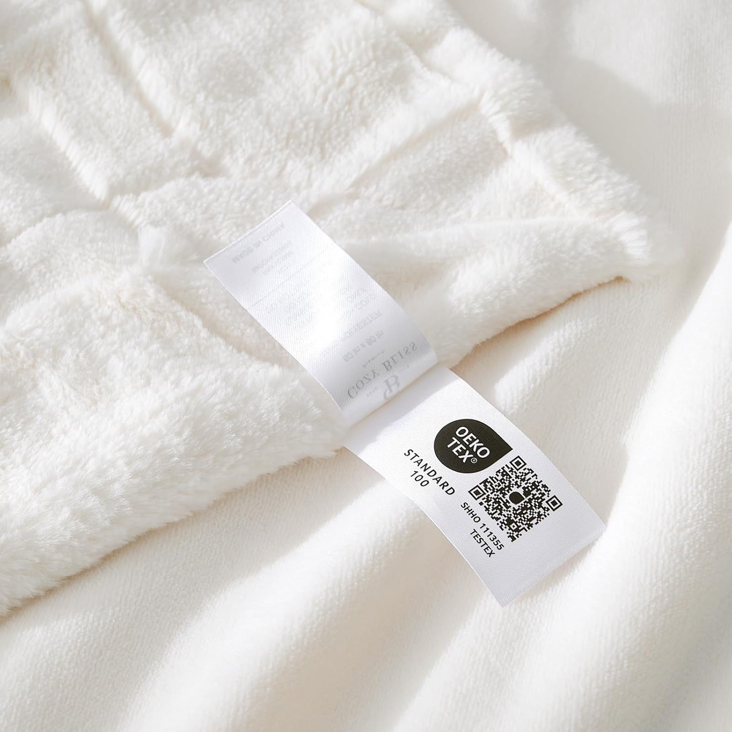 71yt1XfYCVL._AC_SL1500_.jpg Cozy Bliss Checkered White Faux Rabbit Fur Throw Blanket, Soft Fuzzy Fluffy Minky Cream Furry Blankets for Couch, Bed (50 * 60 Inches Ivory) - Image 6