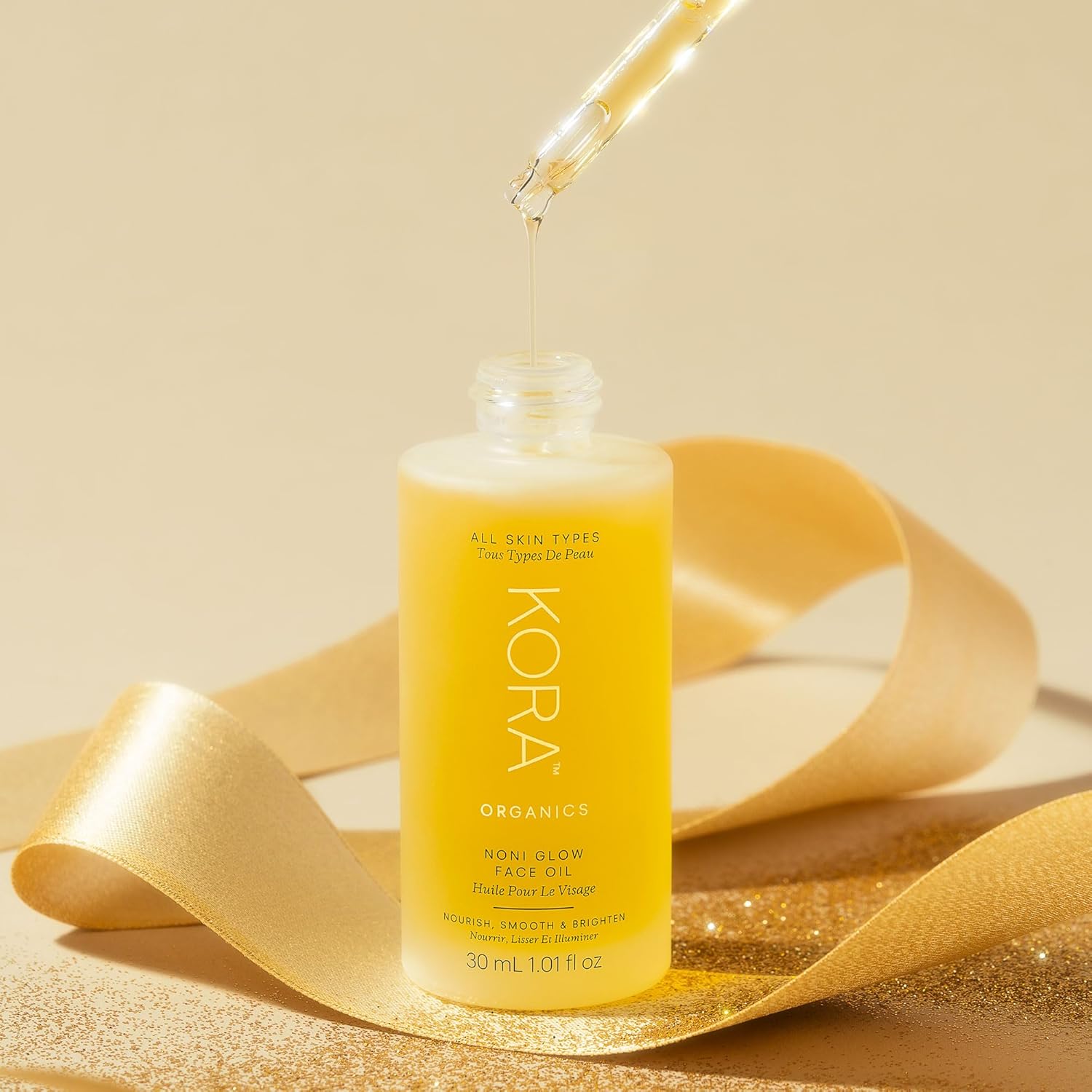 71zt1eK0v4L._SL1500_.jpg KORA Organics Nourish & Glow Trio, Gift Set with Noni Glow Plumping Face Oil, Turmeric Exfoliating Mask and Milky Mushroom Cleansing Oil (3 Items) - Image 6