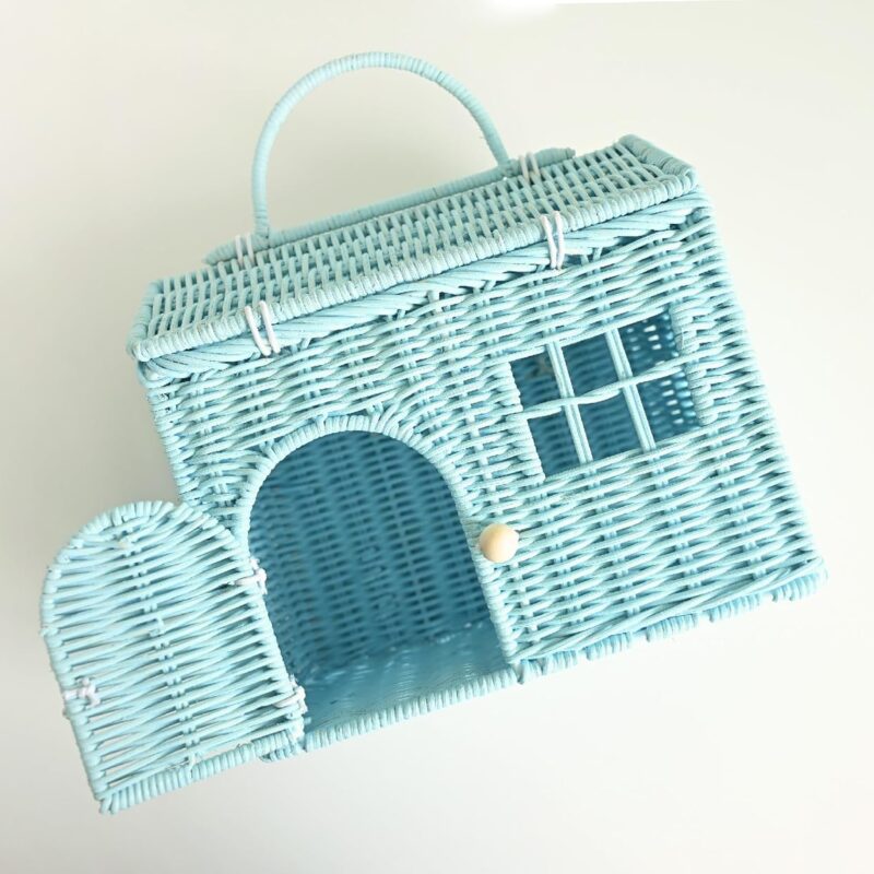 81nz8mdAhEL._AC_SL1500_.jpg Rool Rattan House Shaped Basket Wicker Small Dollhouse Gift for Girls, Boho Toys, Mouse in a Box House, Little Girl Purse Clutch, Doll Carrier (Blue)