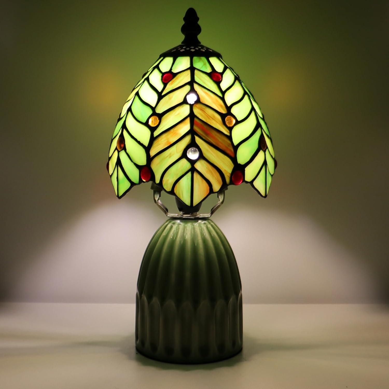 71qz04IFvaL._AC_SL1500_.jpg Small Tiffany Mushroom Table Lamp Stained Glass Desk Lamp Ceramic Base Antique Accent Lamp 6X6X12.5 Inch(Brown Green Coconut Leaves)