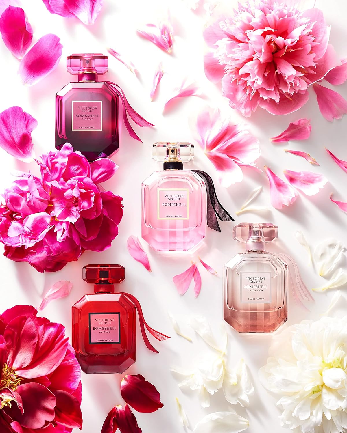 81N5oJKRGtL._SL1500_.jpg Victoria's Secret Bombshell Eau de Parfum, Notes of Purple Passion Fruit, Shangri-La Peony & Vanilla Orchid, Perfumes for Women (1.7 oz) - Image 7