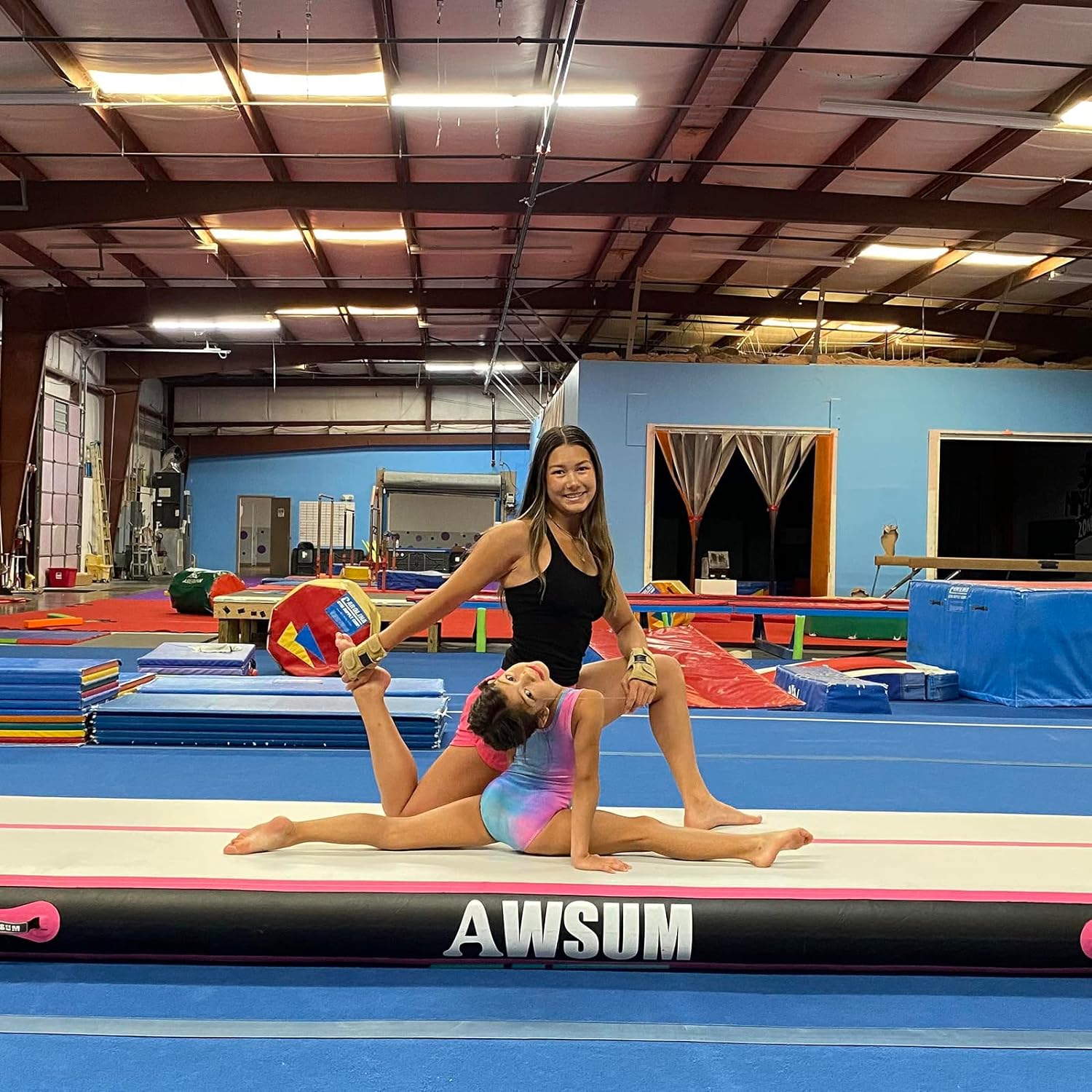81yc4aC4HcL._AC_SL1500_.jpg AWSUM Inflatable Air Gymnastics Mat 10ft/13ft/16ft/20ft/23ft Training mat 4/8 inches Thick tumbling mat with Electric Pump for Home/Gym/Outdoor - Image 6