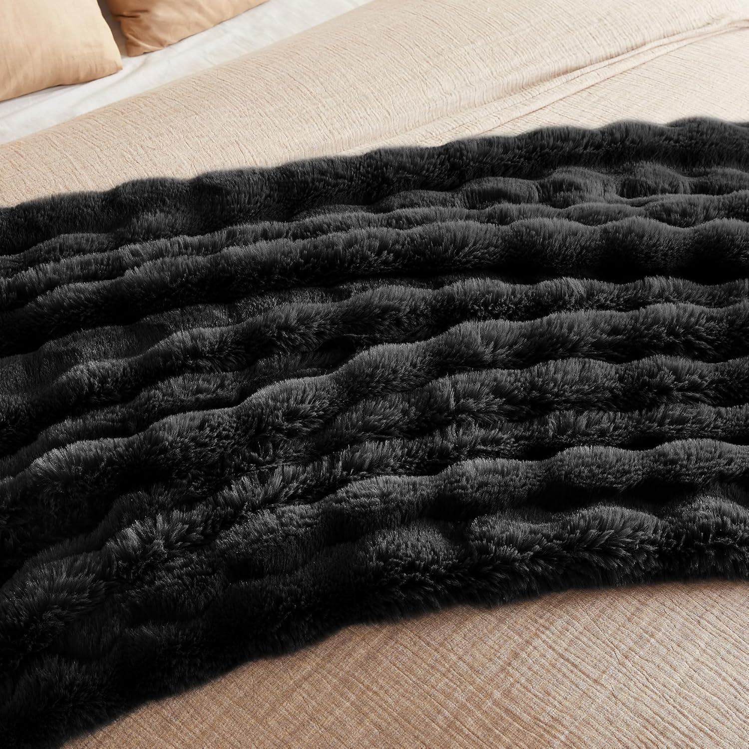 91O09lQdt7L._AC_SL1500_.jpg JELLYMONI Faux Fur Throw Blanket - Plush Black Cozy Blanket for Couch & Bed, Ultra-Soft Fuzzy Texture, Thick Warm Throw for All Seasons, 50"x60" - Image 4