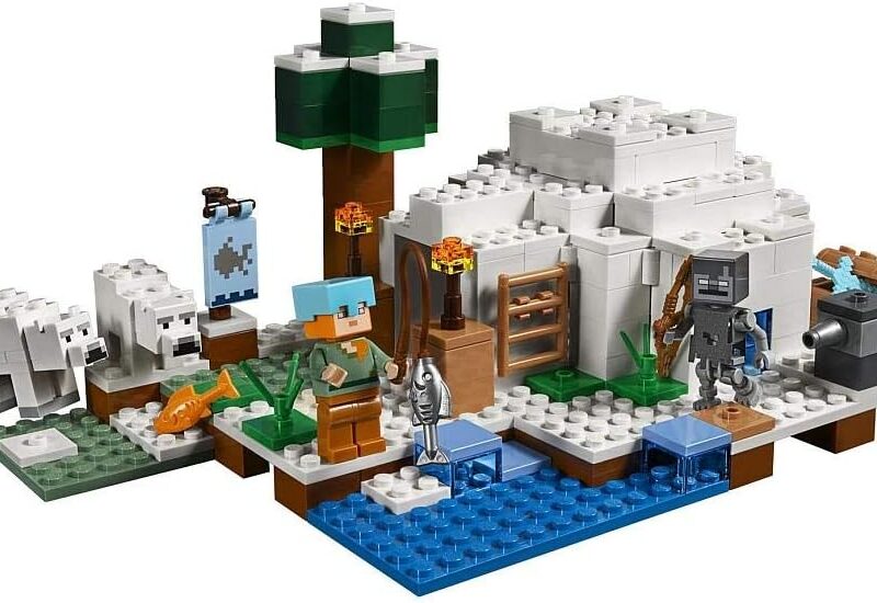 LEGO Minecraft The Polar Igloo 21142 Building Kit (278 Pieces)