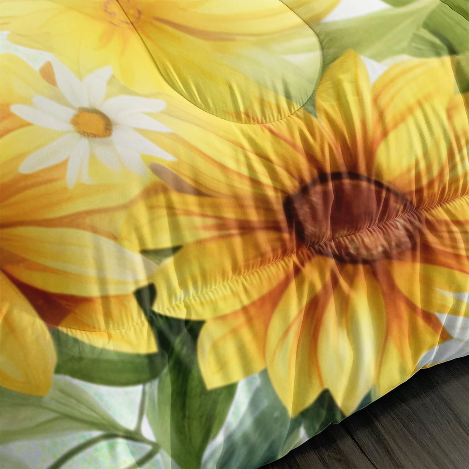 71nCfet-iNL._AC_SL1500_.jpg AILONEN Green Frog Comforter Set Queen Size, Cute Cartoon Frog Bedding Set for Kids Boys Girls,Beautiful Sunflower Duvet Set,Kawaii Tree Frog Bed in a Bag,3 Pieces,1 Quilt 2 Pillowcase - Image 4