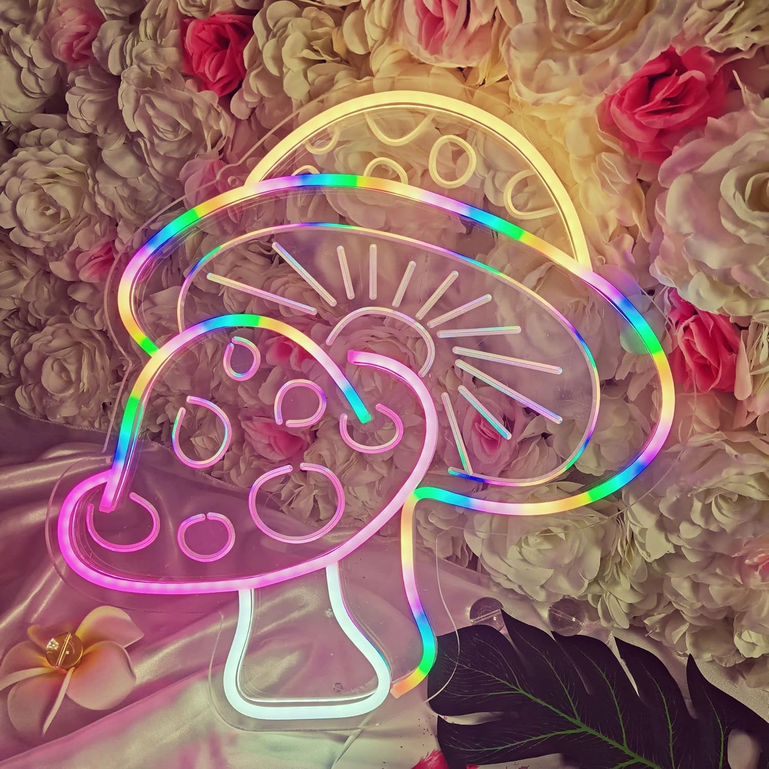 81JUgsVHtHL._AC_SL1500_.jpg Neon Night Light,LED mushroom neon light sign,Wall Decoration LED Neon lights,USB Operation Neon light,for Bedroom,Kids Room,party,Game Room Decor,Children's gifts - Image 5