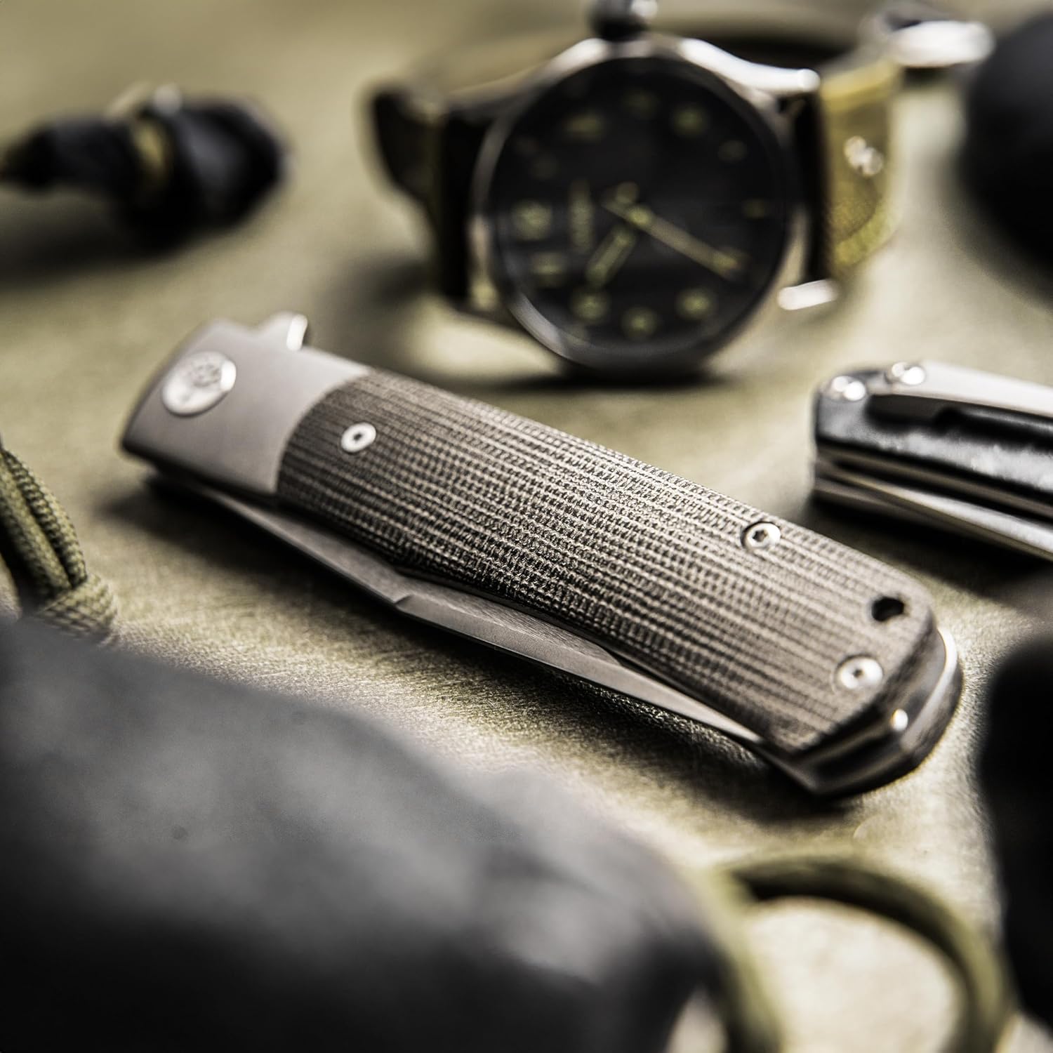 81b8R347ToL._AC_SL1500_.jpg Böker SOLINGEN® TRPPR Micarta Gentleman Knife - Flipper pocket knife with clip - professional folding - MagnaCut blade - handmade EDC knife noble - frame-lock trapper with case - Image 5