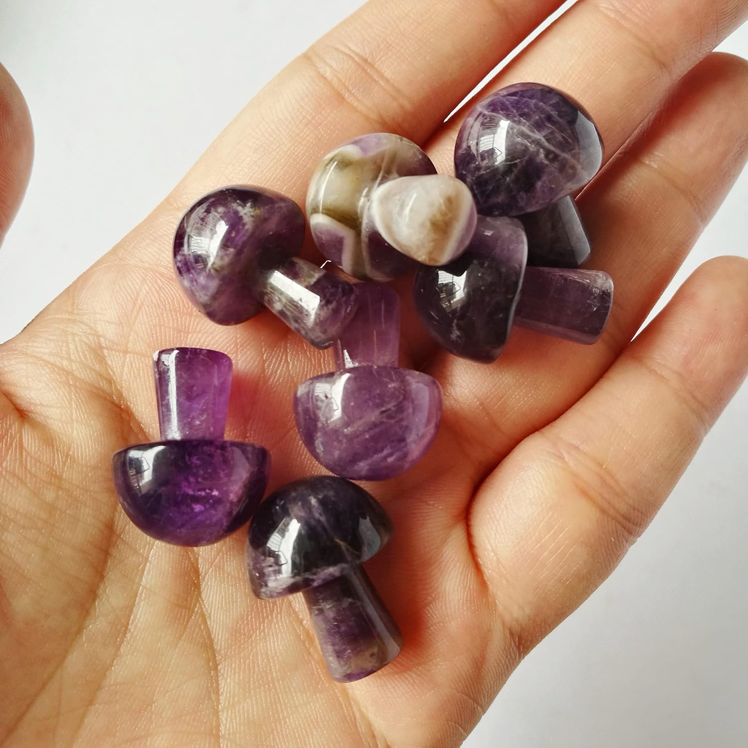 81uGXmiQetL._AC_SL1500_.jpg 7 Pcs Amethyst Mini Hand Carved Gemstone Mushrooms Crafts Healing Chakra Decor Statue,Mushroom Crafts for Healing Chakra Reiki Balancing Home Decoration - Image 4