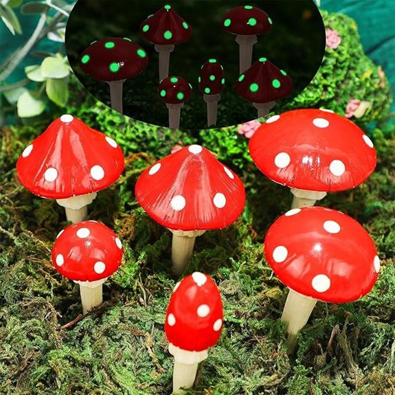 Fairy Garden Mushrooms Statues - Glow-in-Dark Resin Decorations